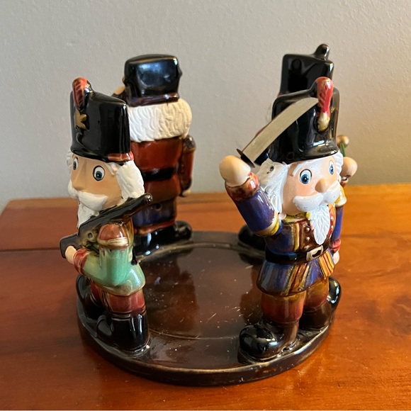 Yankee Candle Holder Nutcracker Soldiers - Picture 2 of 7